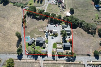 Plus de détails pour 365 Kuck Ln, Petaluma, CA - Spécialisé à vendre
