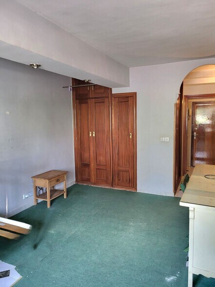 Immeuble residentiel dans Madrid, Madrid à vendre - Photo intérieure – Image 2 sur 6