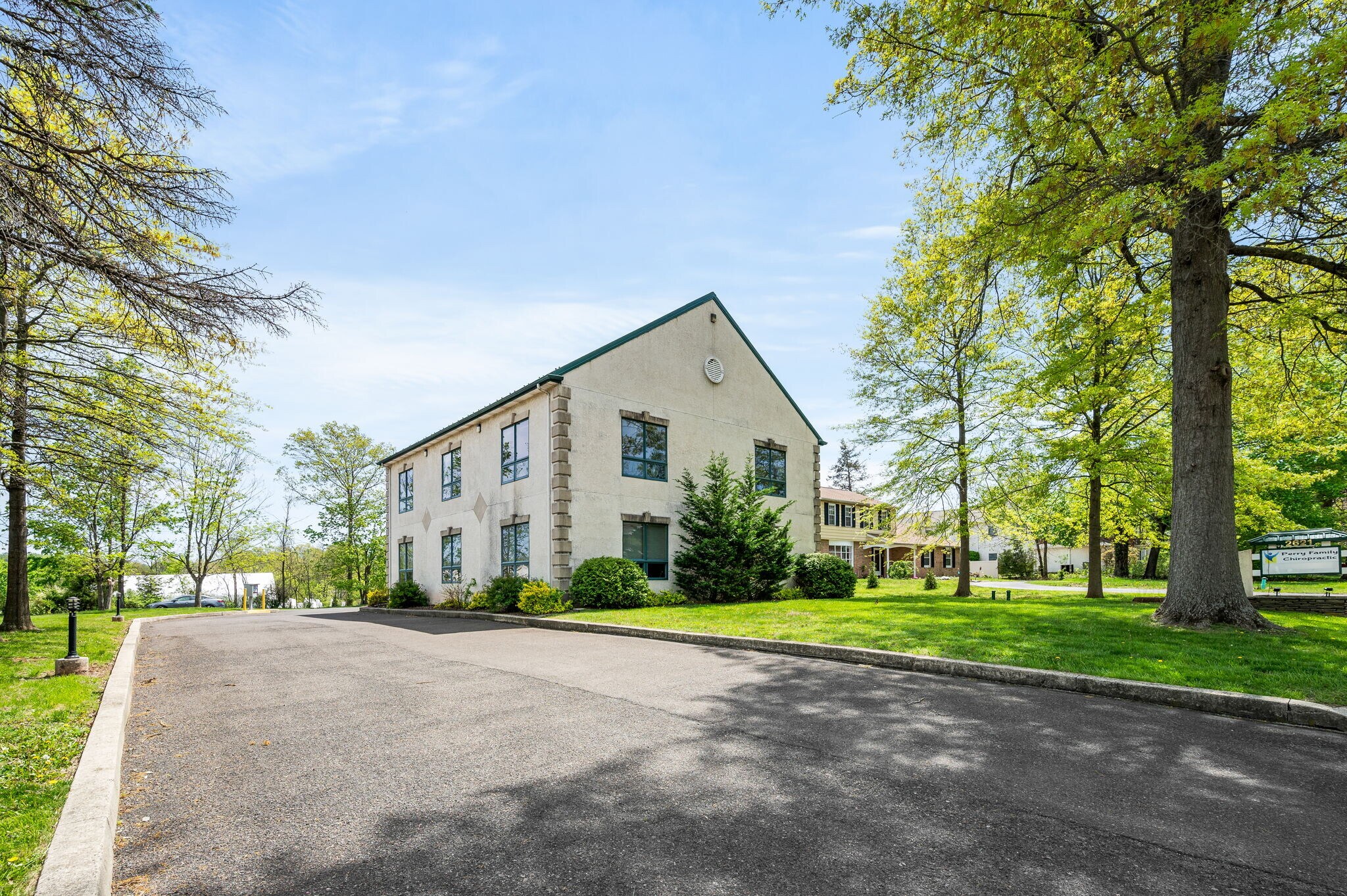 2621 N Broad St, Colmar, PA à louer Photo de l’immeuble– Image 1 sur 9
