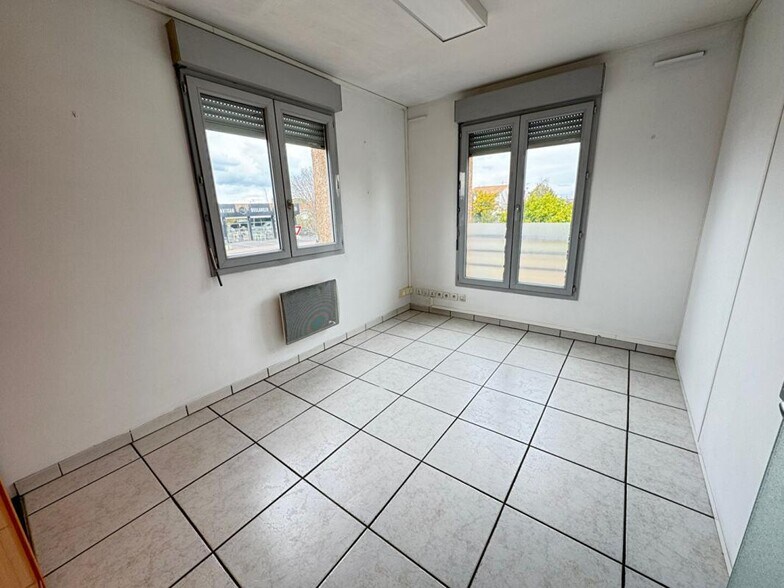 Bureau dans Tournefeuille à louer - Photo de l’immeuble – Image 2 sur 7