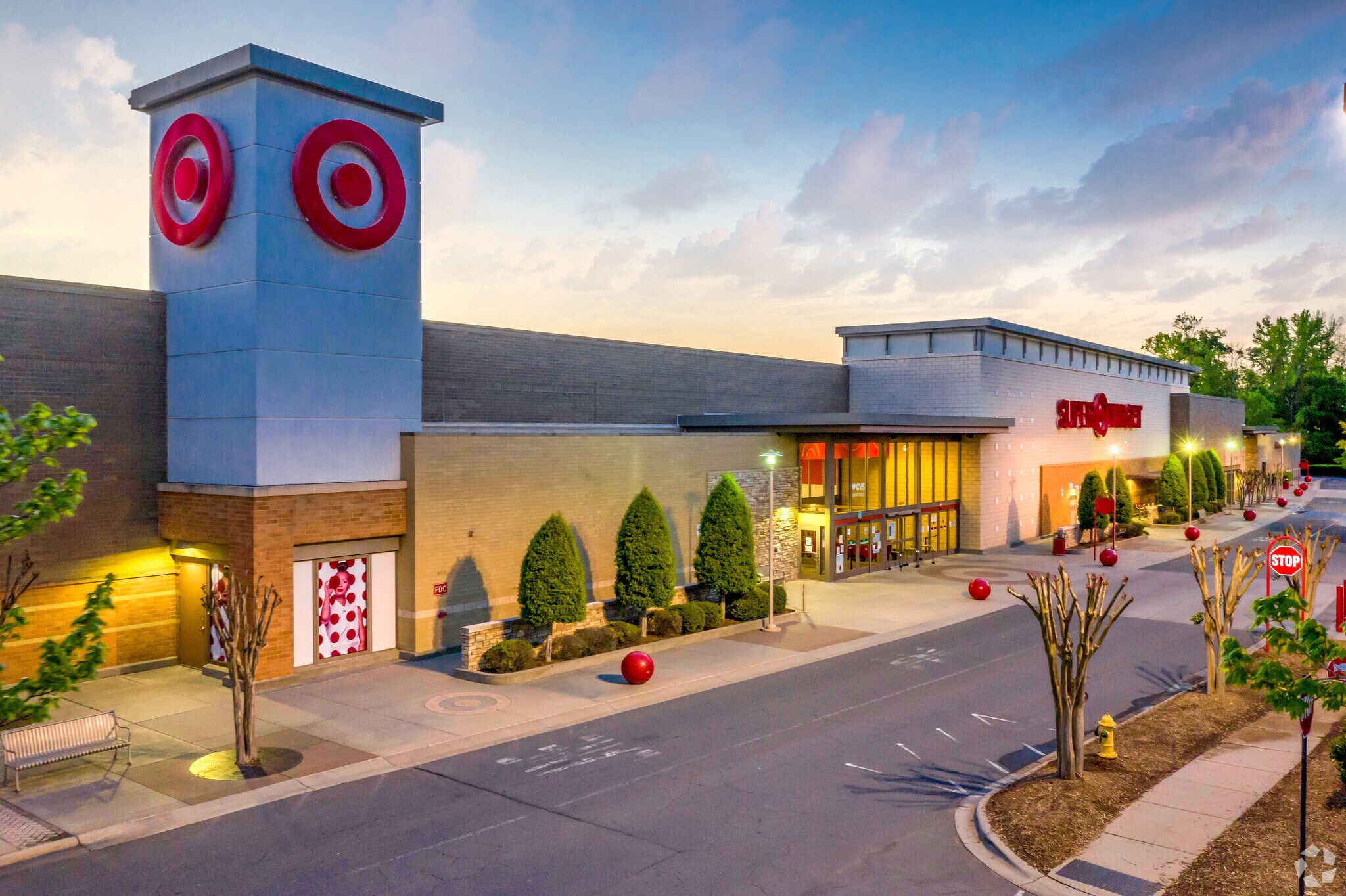 12801 S Tyron St, Charlotte, NC à louer Photo principale– Image 1 sur 16