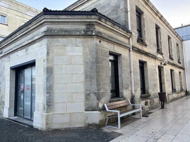 Plus de détails pour Bureau à vendre