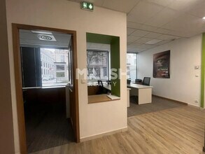 Local commercial dans Lyon à louer Photo intérieure– Image 2 sur 2