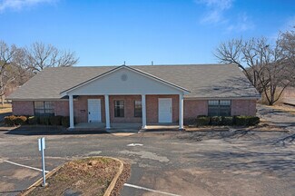 Plus de détails pour 622 Nuckolls Rd, Bolivar, TN - Bureau à vendre