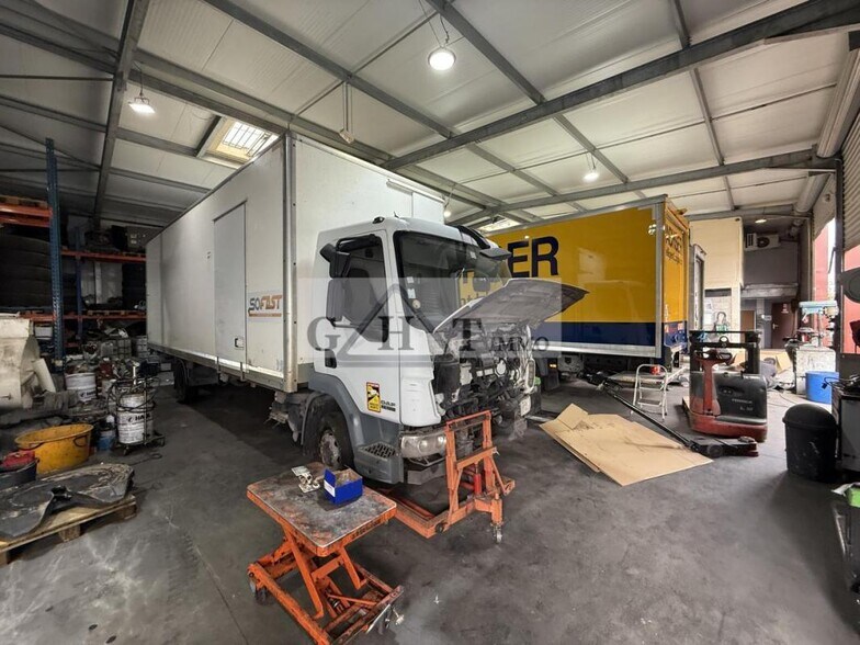Industriel/Logistique dans Goussainville à vendre - Photo intérieure – Image 2 sur 3