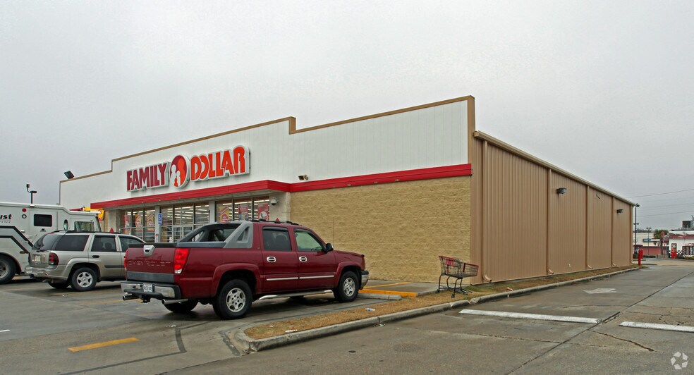 4525 Old Gentilly Rd, New Orleans, LA à louer - Photo de l’immeuble – Image 2 sur 2