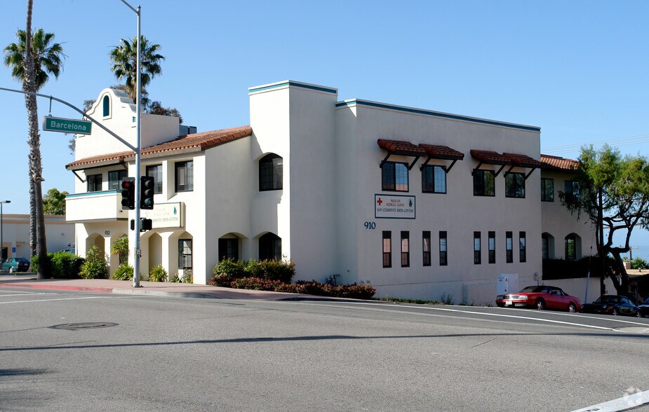 910 S El Camino Real, San Clemente, CA à louer - Photo de l’immeuble – Image 3 sur 7