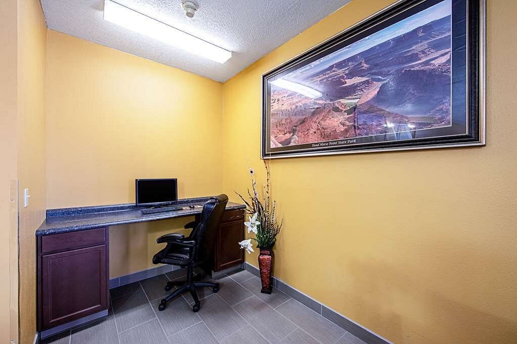 View Photo