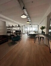 32 Rue De Paradis, Paris à vendre Photo intérieure– Image 2 sur 7