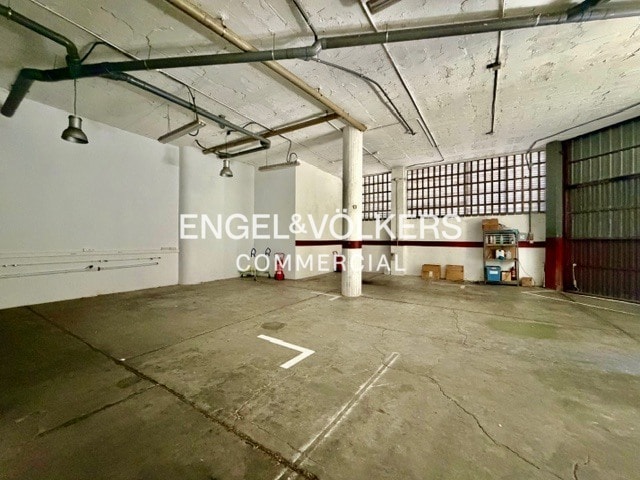 Local commercial dans L'Hospitalet de Llobregat, Barcelona à louer Photo intérieure– Image 1 sur 6