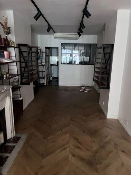 Local commercial dans Paris à louer - Photo de l’immeuble – Image 3 sur 6