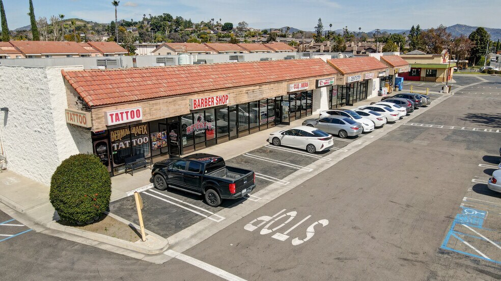 110-150 W El Norte Pky, Escondido, CA à louer - Photo de l’immeuble – Image 3 sur 4