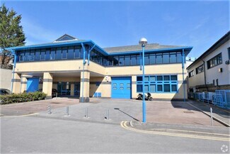 Plus de détails pour Ryan Dr, Brentford - Local d'activités à louer