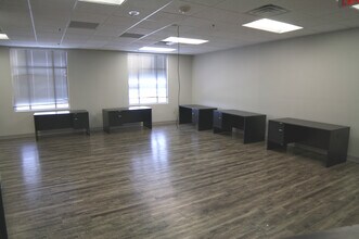 1270 N Loop 1604 E, San Antonio, TX à louer Photo intérieure– Image 2 sur 6