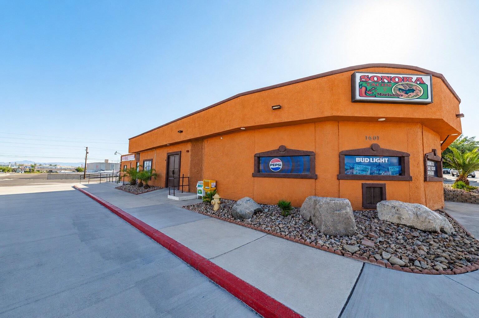 1601 Industrial Blvd, Lake Havasu City, AZ à vendre Photo de l’immeuble– Image 1 sur 39