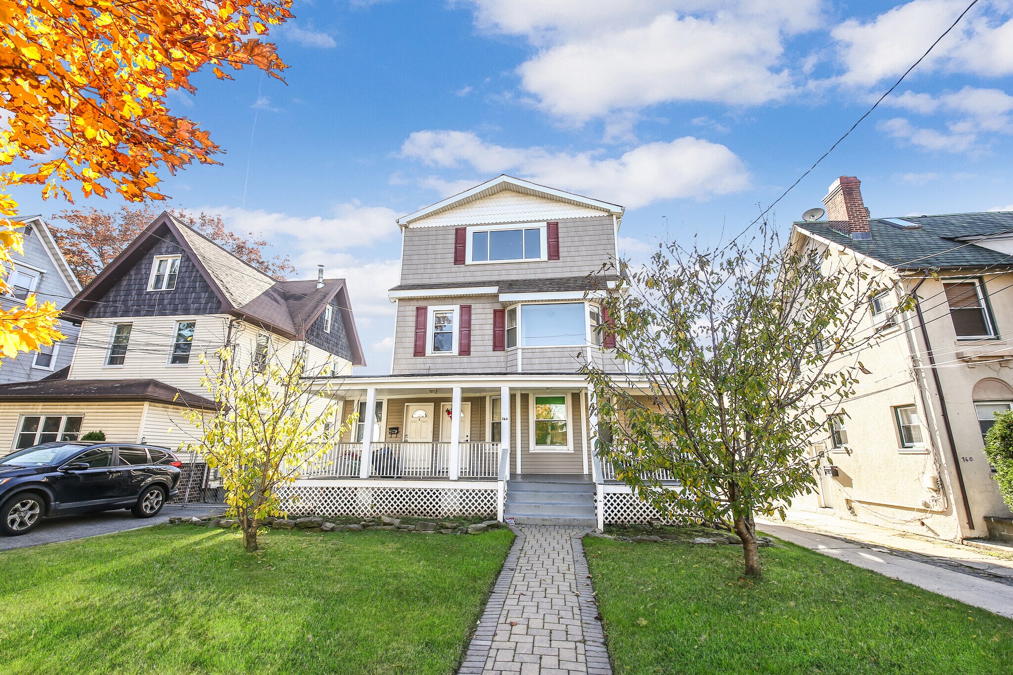 158-164 Elm Ave portefeuille de 2 biens à vendre sur LoopNet.fr Photo de l’immeuble– Image 1 sur 21