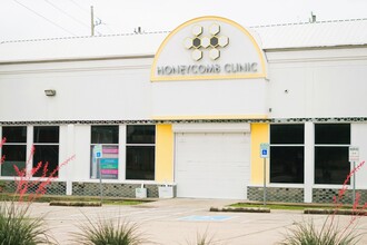 4825 Almeda Rd, Houston, TX à louer Photo de l’immeuble– Image 1 sur 25