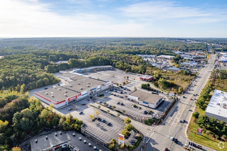 555-615 Greenwich Ave, Warwick, RI à louer - Aérien – Image 2 sur 8
