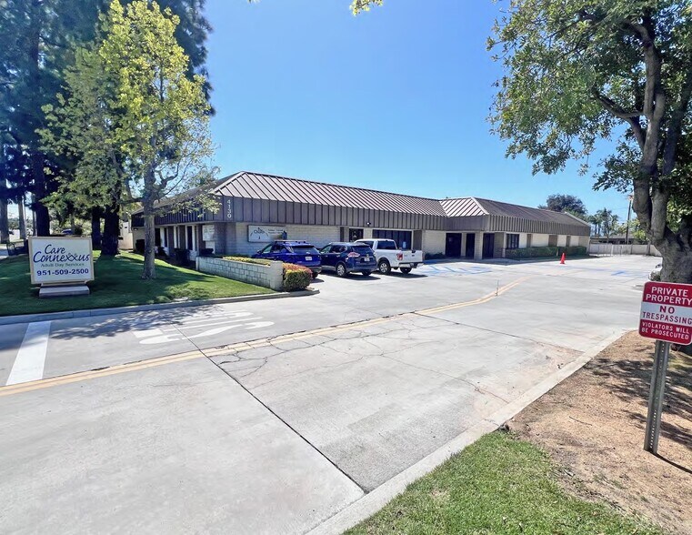 4130 Adams St, Riverside, CA à vendre - Photo de l’immeuble – Image 1 sur 6
