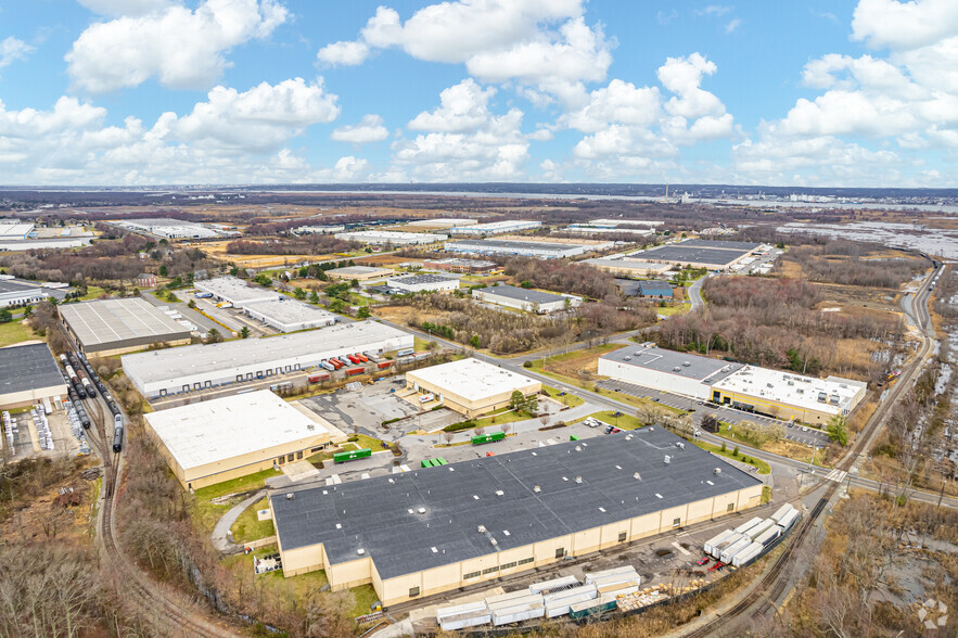 530 Pedricktown Rd, Bridgeport, NJ à louer - Aérien – Image 2 sur 5