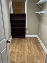 417 W Wall St, Grapevine, TX à louer Photo intérieure– Image 2 sur 7