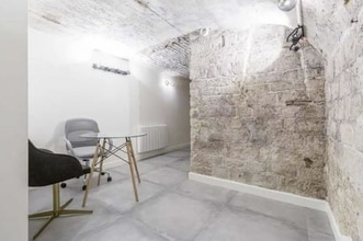 52 Rue Du Faubourg Montmartre, Paris à louer Photo intérieure– Image 1 sur 2