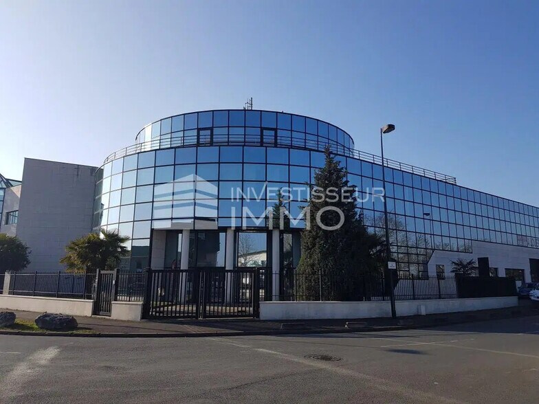 Bureau dans Champigny-sur-Marne à louer - Photo de l’immeuble – Image 1 sur 4