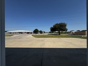 3381 Acton School Rd, Granbury, TX à louer Photo de l’immeuble– Image 1 sur 15