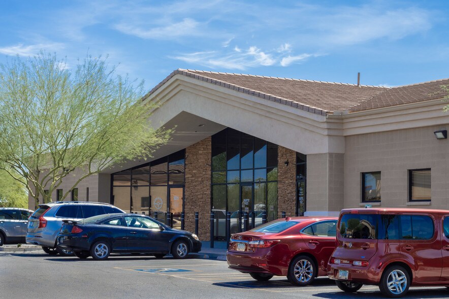 13907 W Camino Del Sol, Sun City West, AZ à louer - Photo principale – Image 1 sur 10