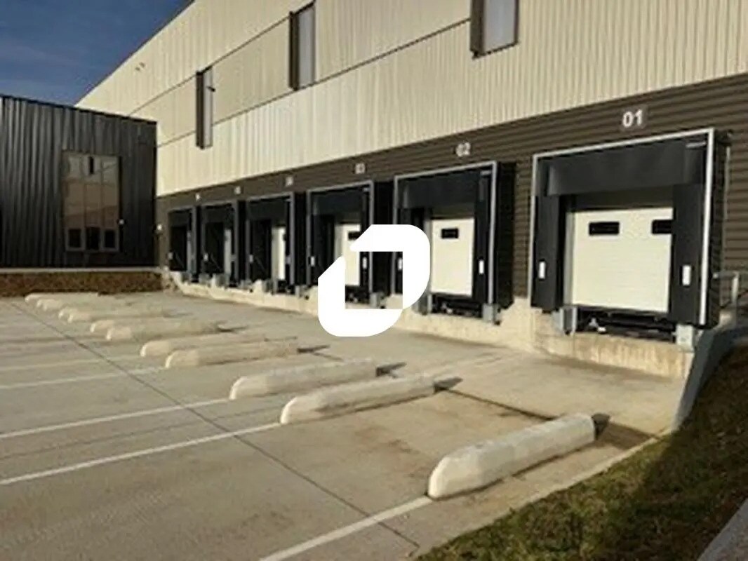 Industriel/Logistique dans Fontenoy-sur-Moselle à louer Photo de l’immeuble– Image 1 sur 19