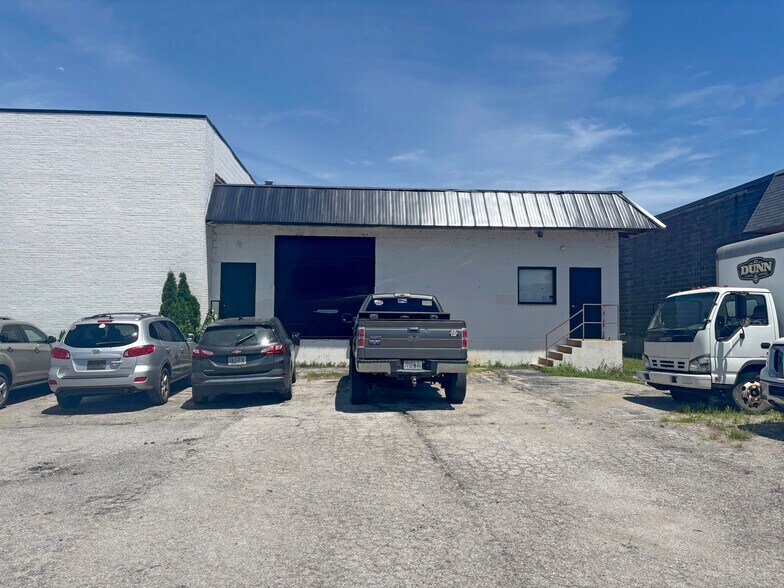6068 Baumgartner Industrial Dr, Mehlville, MO à vendre - Photo de l’immeuble – Image 3 sur 8