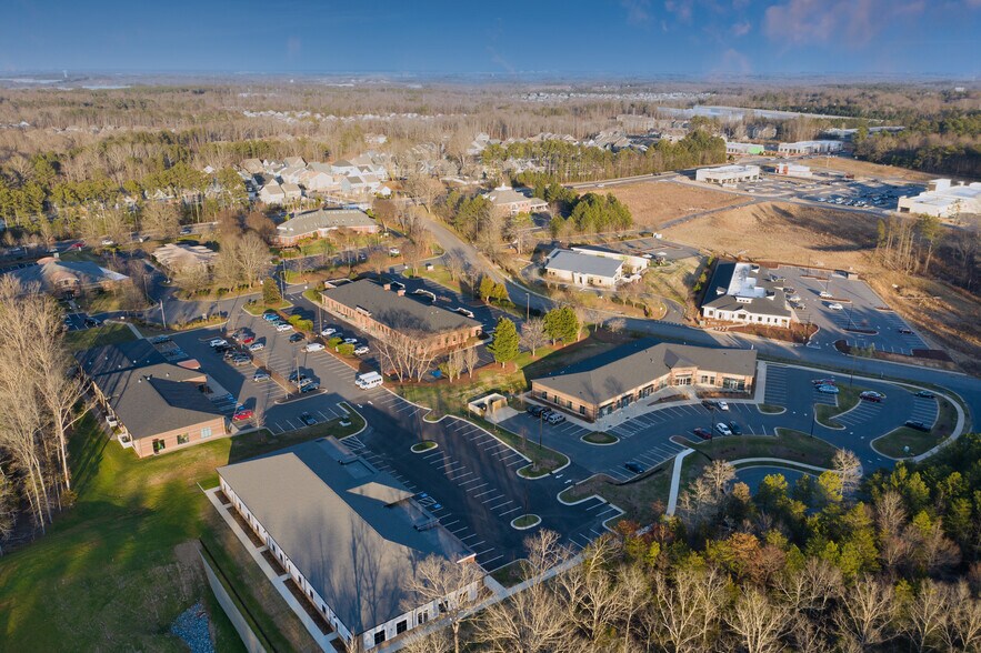 342 Patricia Ln, Fort Mill, SC à louer - Photo de l’immeuble – Image 3 sur 4