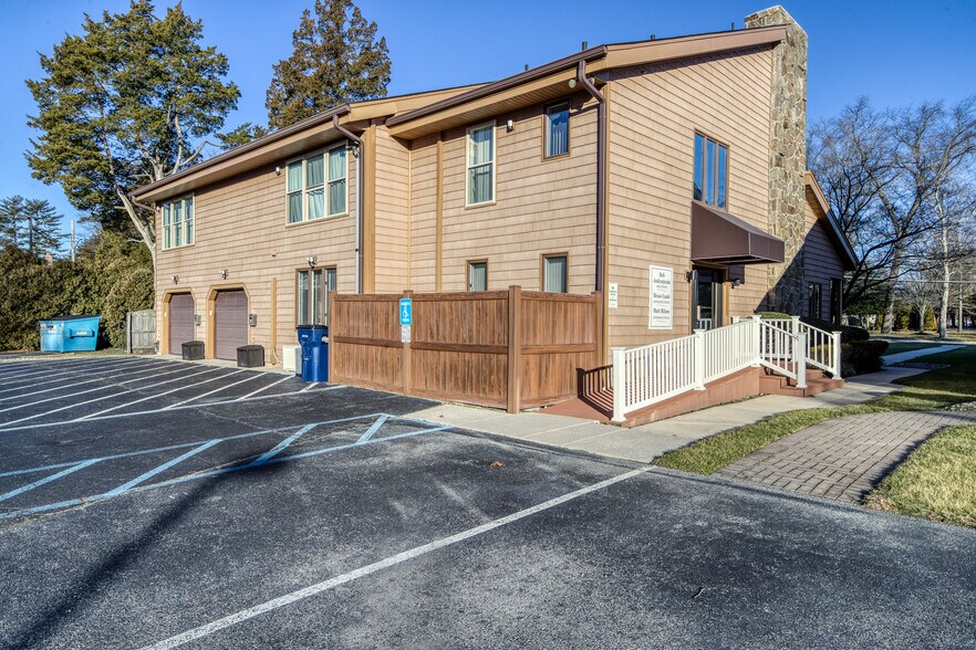 1117 E Landis Ave, Vineland, NJ à louer - Photo de l’immeuble – Image 3 sur 28