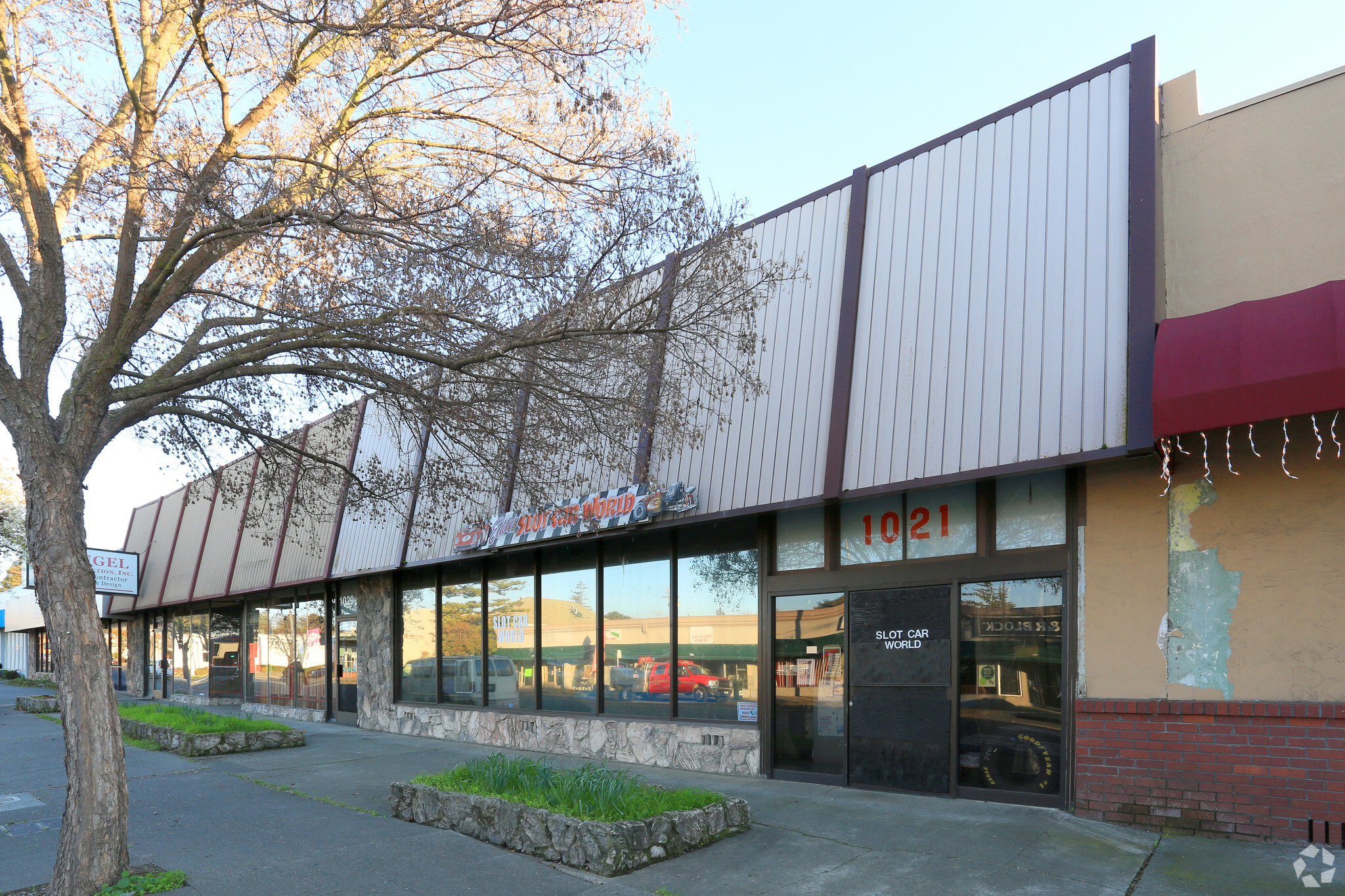1029 Tennessee St, Vallejo, CA à vendre Photo de l’immeuble– Image 1 sur 25