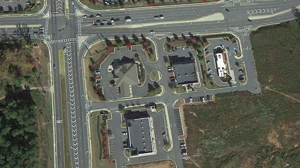 515 Peachtree Pky, Cumming, GA à louer - Aérien – Image 2 sur 17