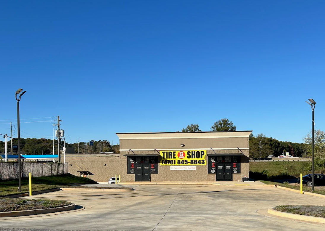 Tradewinds Drive, Forsyth, GA à louer Photo principale– Image 1 sur 4