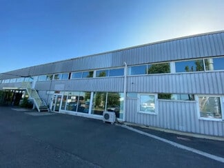 Plus de détails pour Local d'activités à louer