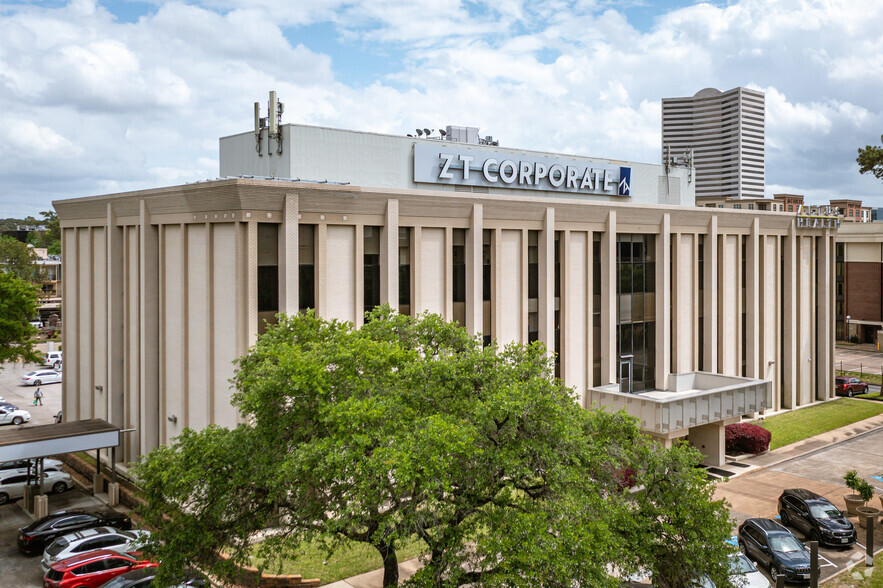 1535 West Loop S, Houston, TX à louer - Photo de l’immeuble – Image 2 sur 4