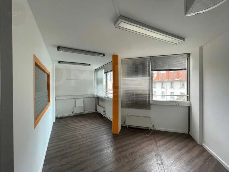Bureau dans Villeurbanne à louer Photo intérieure– Image 1 sur 12