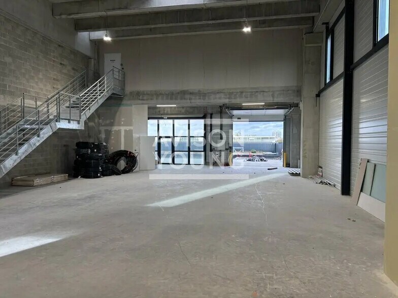 Local d’activités dans Bobigny à louer - Photo intérieure – Image 3 sur 8