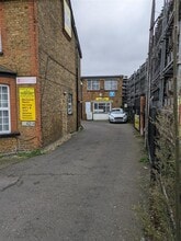 42a Feltham Rd, Ashford à louer Photo intérieure– Image 2 sur 2