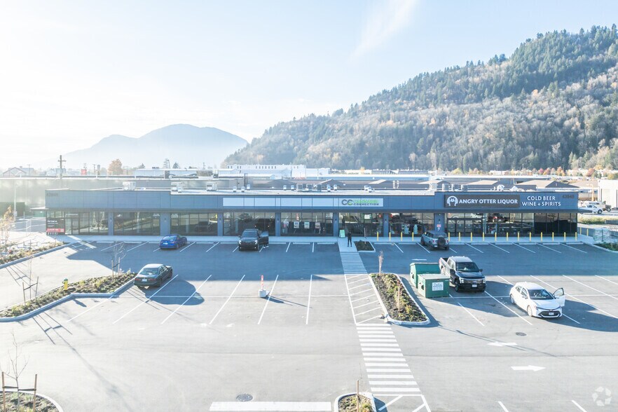 43971 Industrial Way, Chilliwack, BC à louer - Photo de l’immeuble – Image 3 sur 4