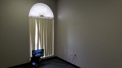 150 N Durango Dr, Las Vegas, NV à louer Photo intérieure– Image 1 sur 6