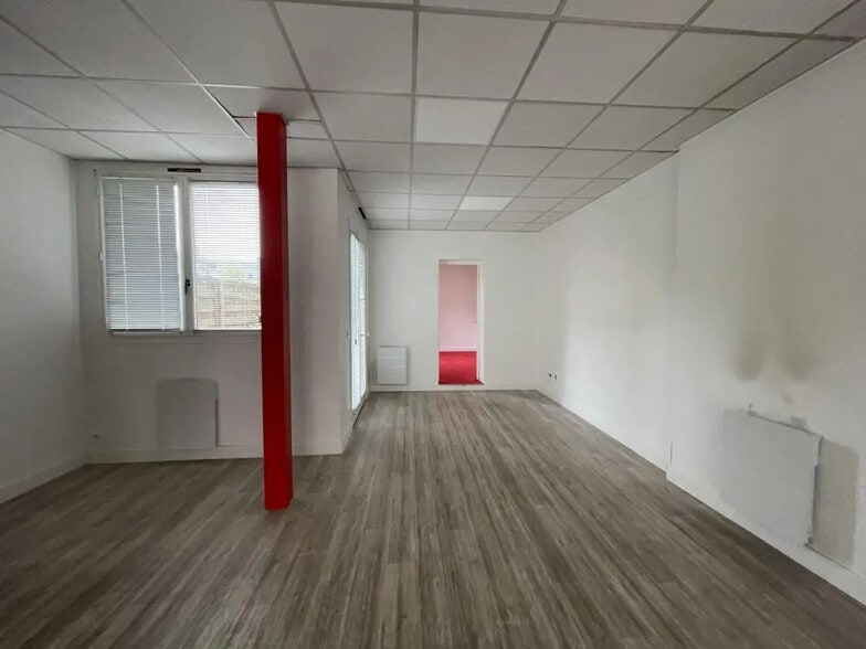 Local commercial dans Évreux à louer - Photo intérieure – Image 3 sur 6