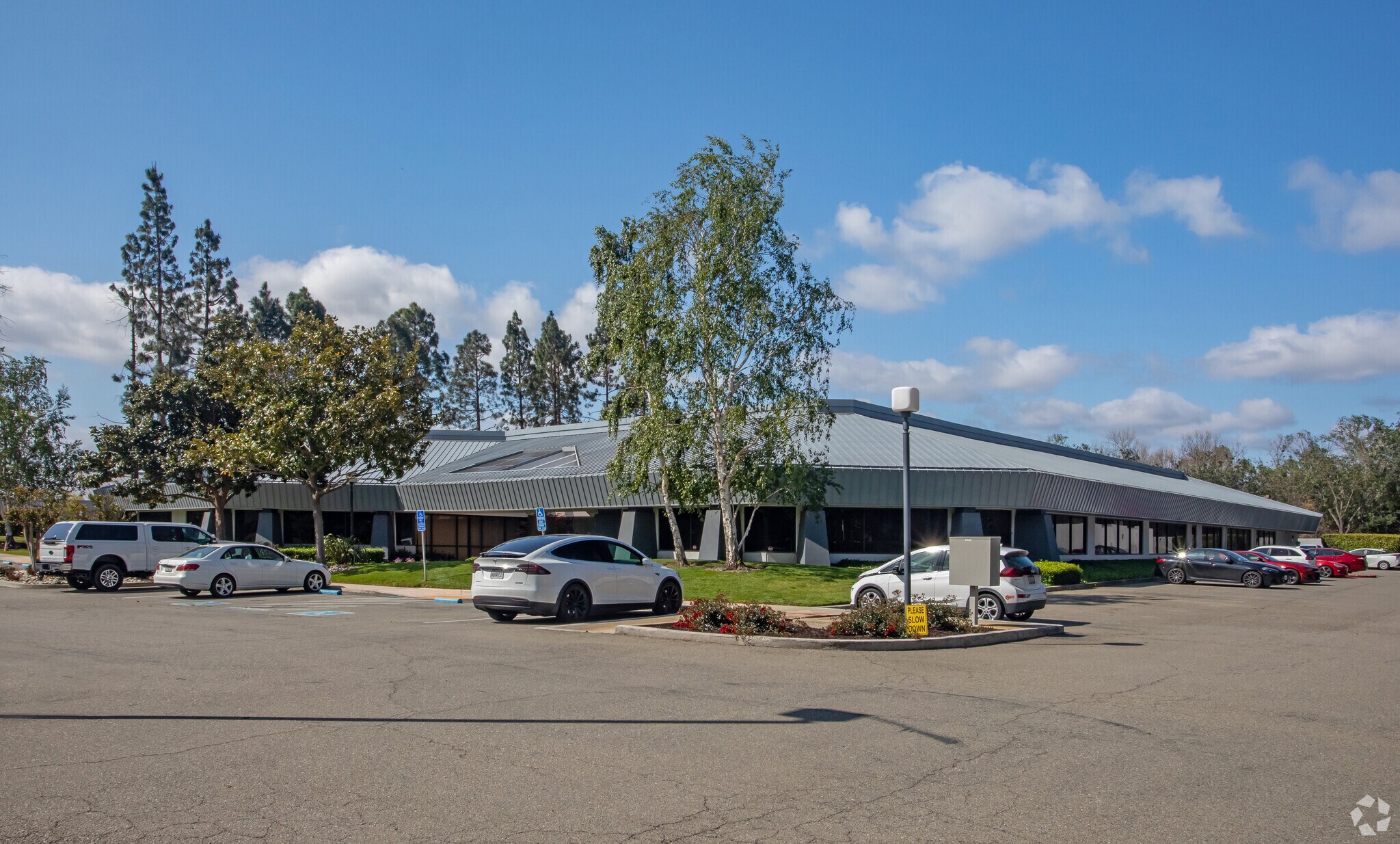 1751-1759 McCarthy Blvd, Milpitas, CA à louer Photo principale– Image 1 sur 6