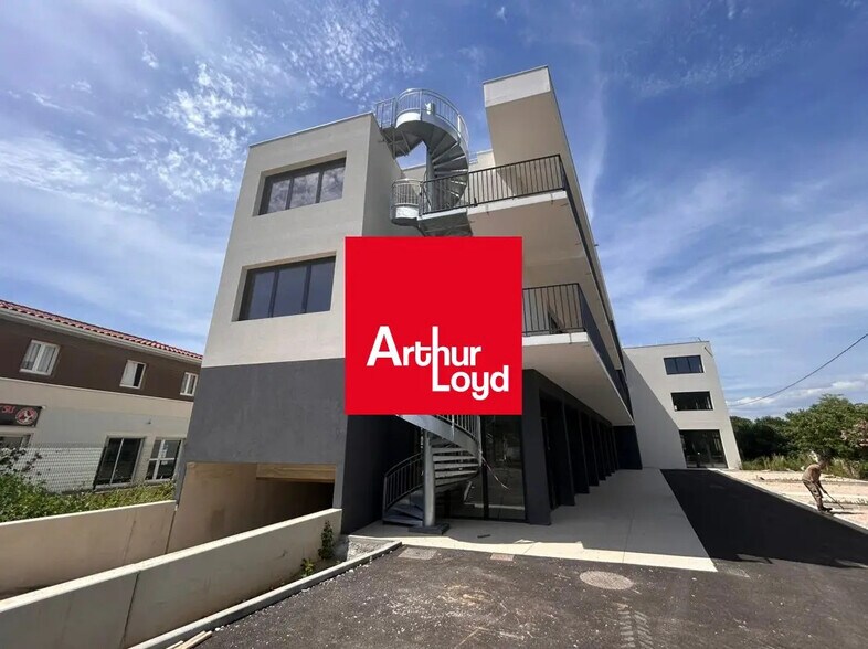 Bureau dans Aubagne à louer - Photo de l’immeuble – Image 1 sur 13