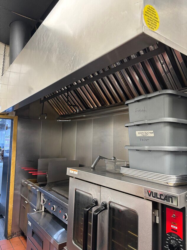 1600 E Saint Georges Ave, Linden, NJ à louer Photo intérieure– Image 1 sur 16