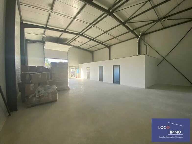 Local d'activités dans Landiras à vendre - Photo intérieure – Image 3 sur 10