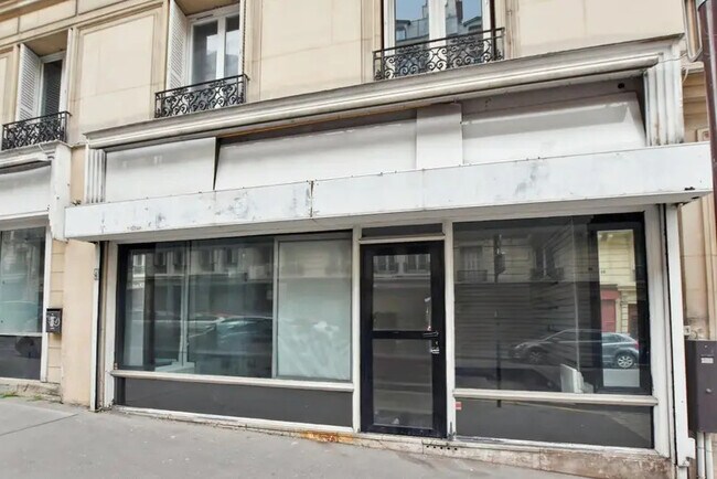 Plus de détails pour Local commercial à louer