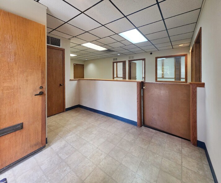 3516 S 47th St, Tacoma, WA à louer - Photo de l’immeuble – Image 3 sur 12